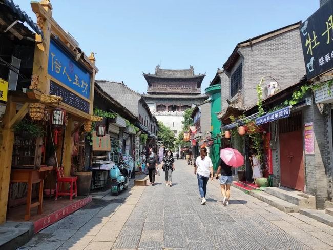 洛陽(yáng)這個(gè)網(wǎng)紅景區的停車(chē)場(chǎng)加入平臺！位置、泊位數、停車(chē)券點(diǎn)擊查看！